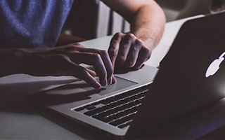 “智能分析系统提前预判对手战术——未来比赛中的“战术先机”